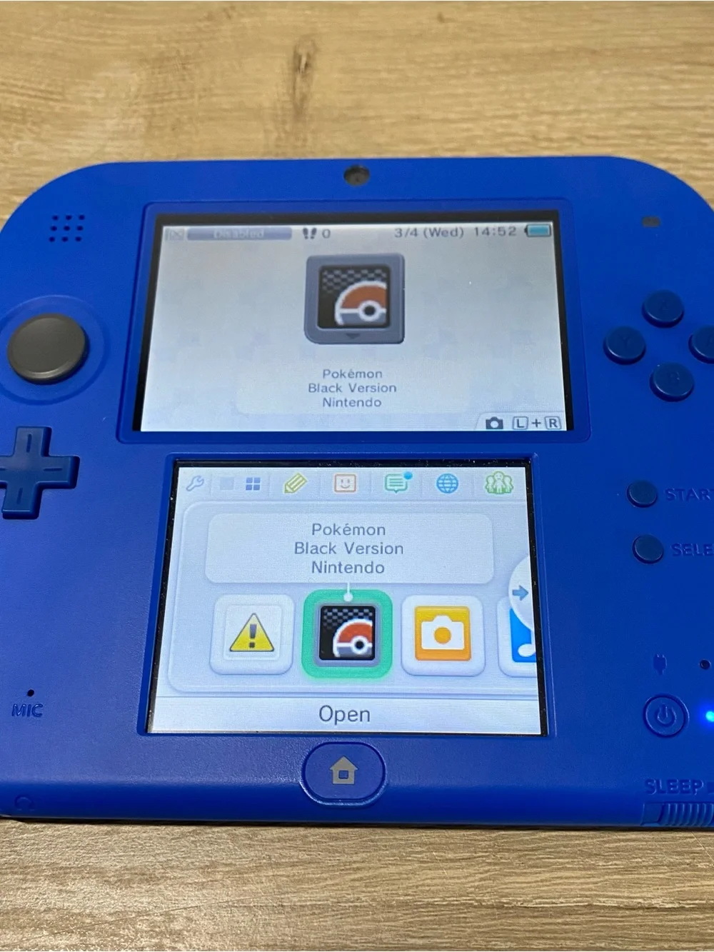 Nintendo DS Pokémon Black Version Cartridge - Black